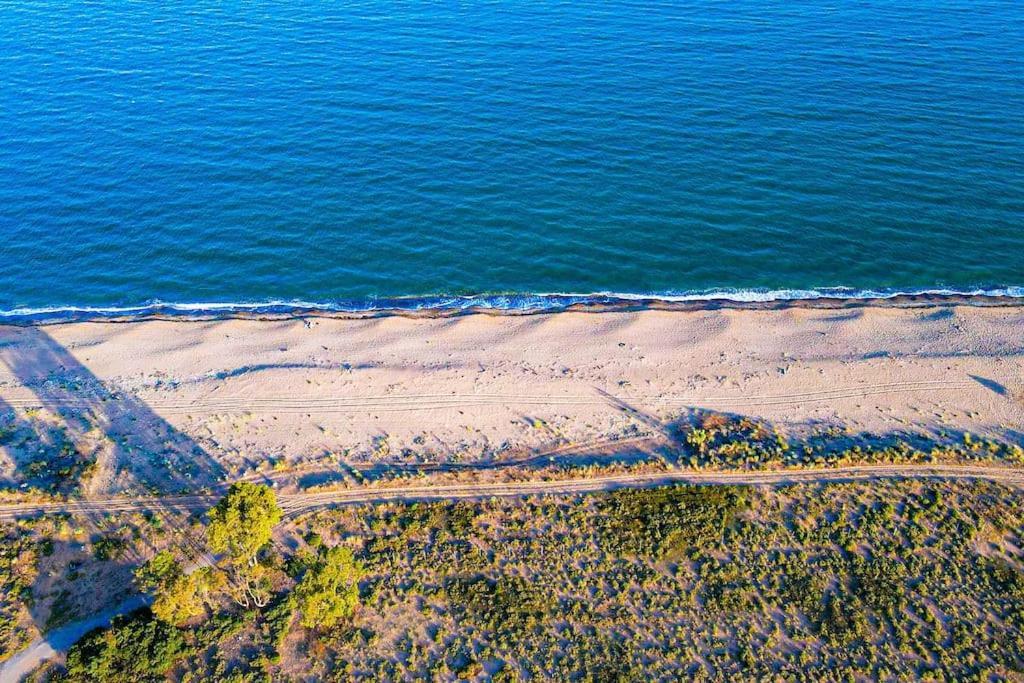Boho Natural Beachfront Detached House Analipsis  Zewnętrze zdjęcie